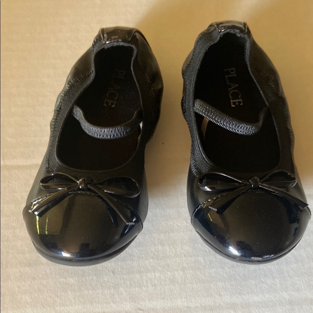 Place Black Dress Shoes with Glossy Finish and Bow